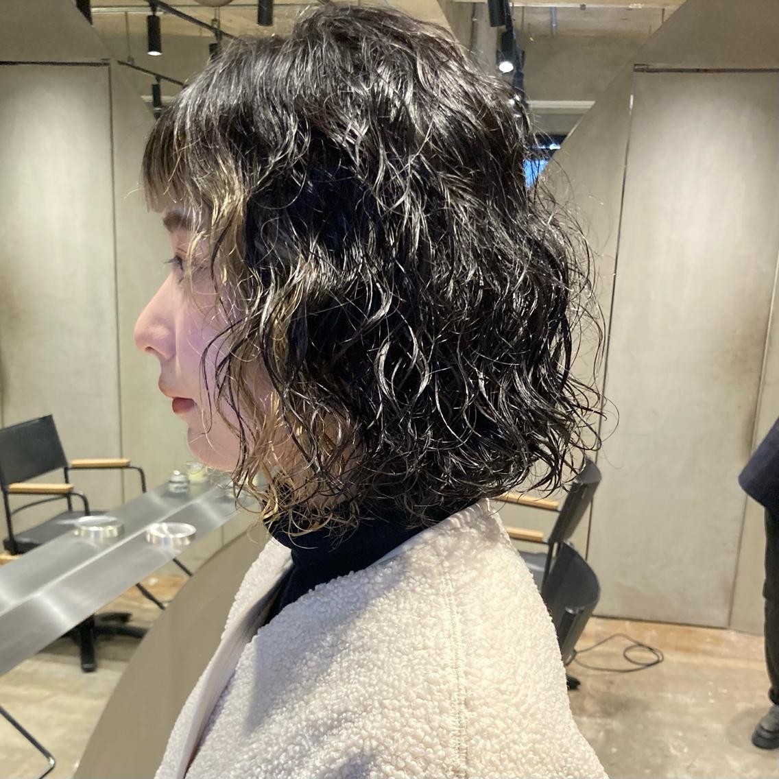 ソバージュが再ブーム ネオソバージュの魅力と人気スタイル9選をご紹介 C Channel