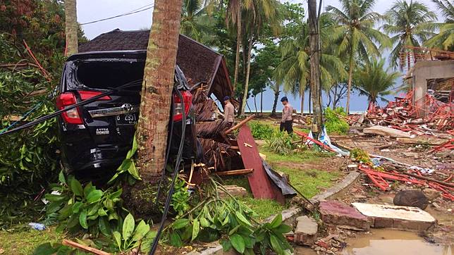 Foto Hotel Mutiara Carita Luluh Lantak Dihantam Tsunami