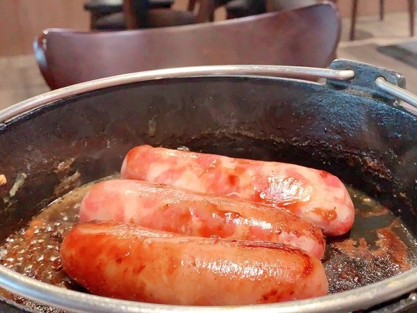 「宅配美食，手工香腸推薦」古法手工製造新鲜温體肉及纯中藥辛香料低溫醃製，垂涎三尺絕品味蕾「原味香腸-醉美味本舖」開箱分享