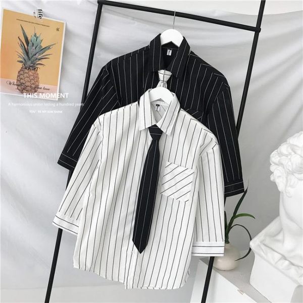 英倫條紋襯衫男短袖寬松潮流港風五分袖襯衣學生文藝理發型師衣服