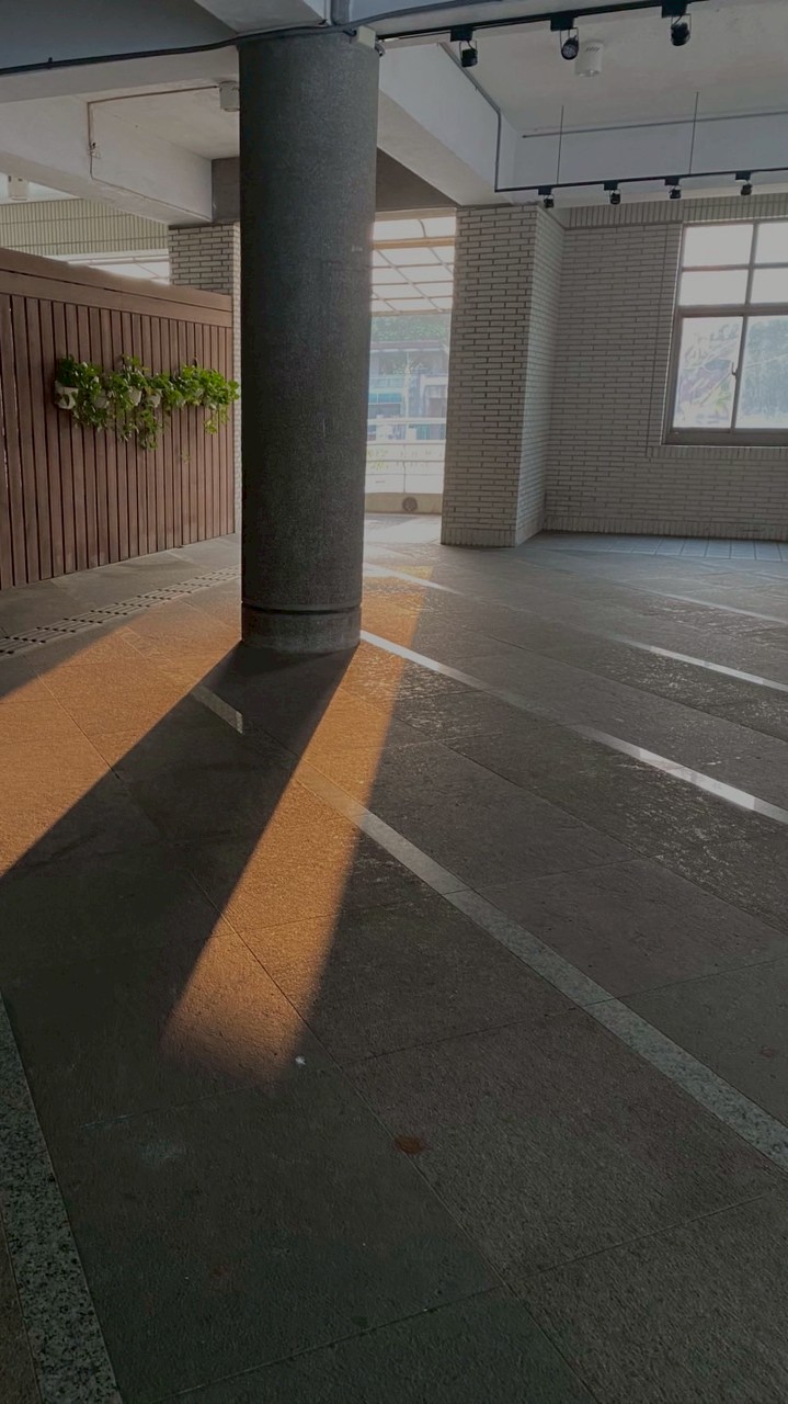 705