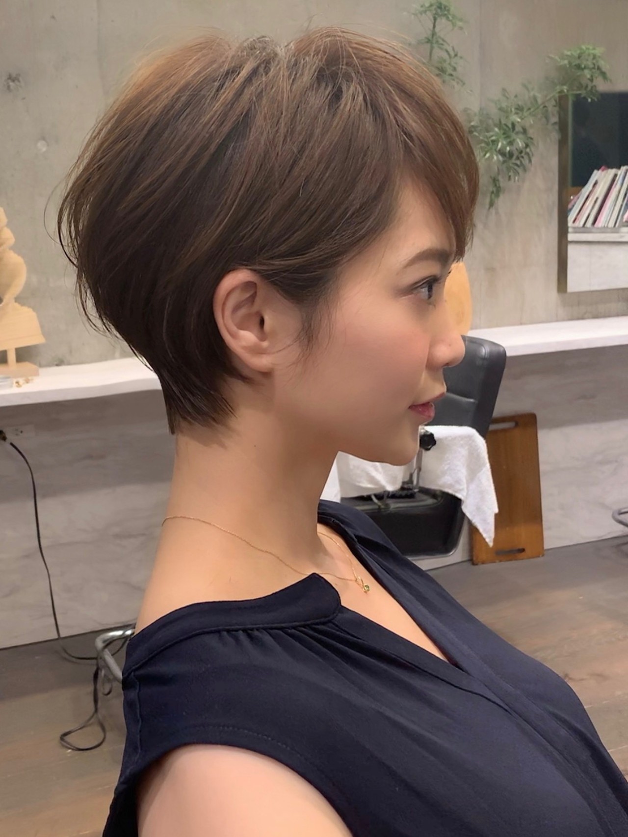 ショートヘアは久保友洋さんにお任せ