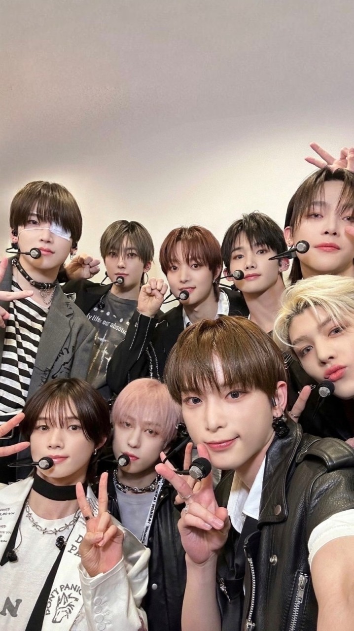 跟著&team一起走花路吧🐺