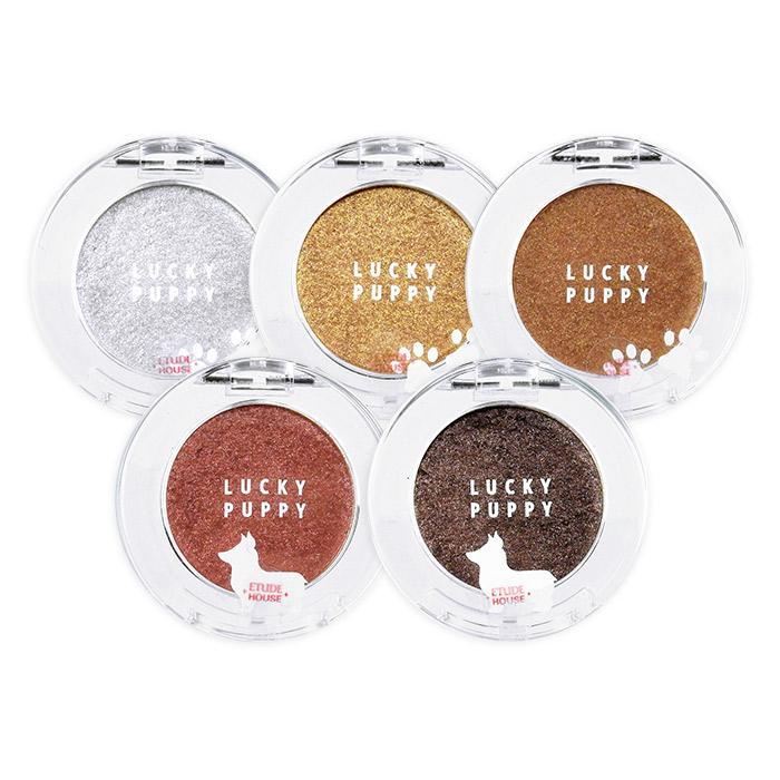 韓國美妝部落客愛用推薦狗年限定版粉質細緻，色彩鮮明服貼不易掉妝網友口碑推薦