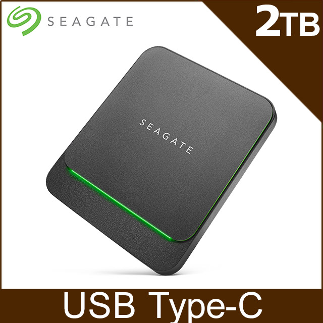 ★資料傳輸速率最快可達 540MB/秒★採用正反兩面皆可使用的 USB-C，順應未來所需的連線能力★俐落的極簡設計，展現獨一無二的 LED 綠光重點照明效果★輕巧又防震的 SSD，重要檔案輕鬆隨身帶著
