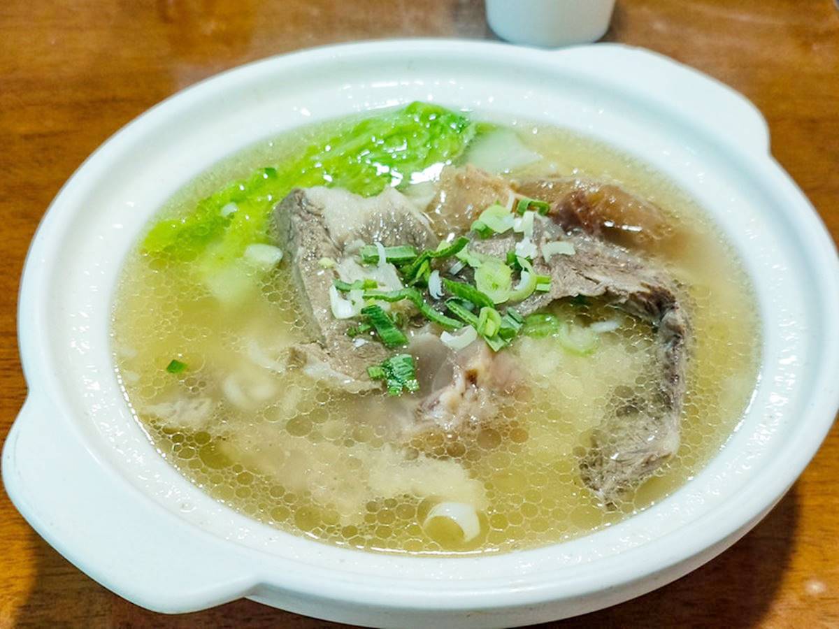 台北牛肉麵霸主PK！４星起跳８大名店：70元開吃、米其林推薦、牛肉麵節冠軍