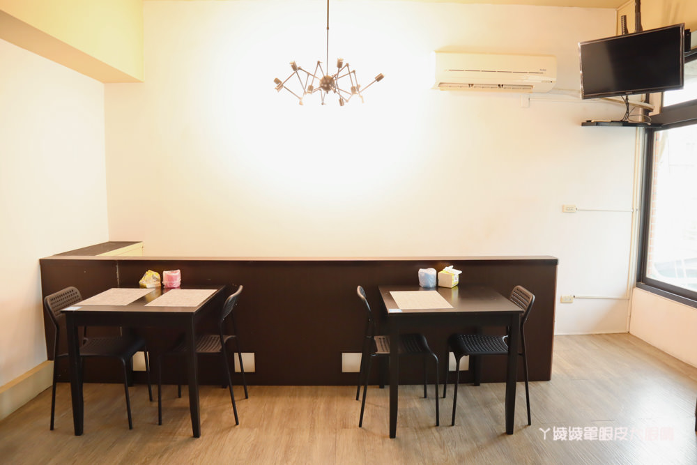 竹北平價美食餐廳推薦流浪貓香草義式廚房，竹北新開幕寶可夢主題美食餐廳！貓奴們快來找主子