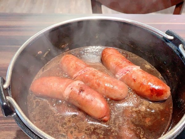 「宅配美食，手工香腸推薦」古法手工製造新鲜温體肉及纯中藥辛香料低溫醃製，垂涎三尺絕品味蕾「原味香腸-醉美味本舖」開箱分享