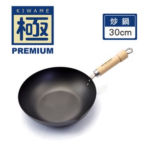 萬用型鐵鍋，一鍋多用 無塗層且特殊窒化熱處理，不易生鏽 高蓄熱性，高親油性