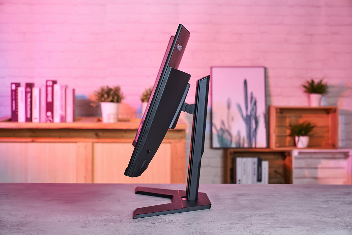 GIGA G32QC 165Hz 極速HDR 電競螢曲面幕，1ms 超快反應，OSD Sidekick 強大操控力