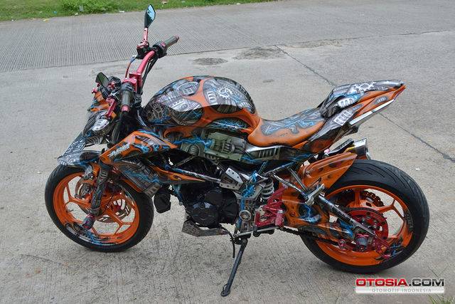  Kawasaki Z250 SL Berotot Grafis Techno