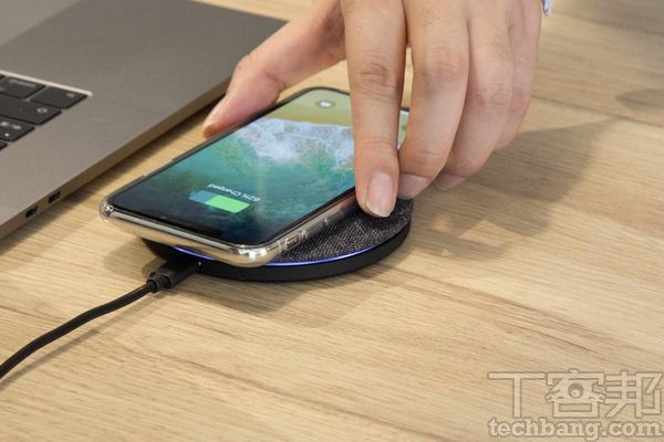 採購無線充電器須知，各大熱門無線充電器介紹