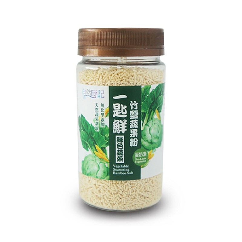一匙鮮每一匙都是新鮮萃取更是簡單又天然的烹調好幫手 由多種蔬果組合而成的綠色蔬菜搭配韓國竹鹽遵循傳統熬湯工法製成 有別於市面上添加許多不認識的化學名稱味素調味粉等 其無化學添加無人工色素成份皆是我們認