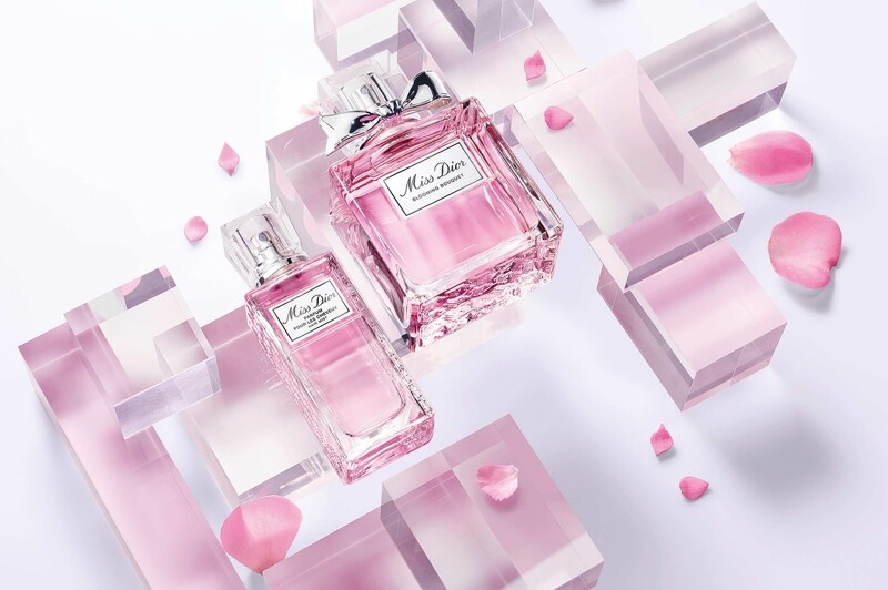 迪奧Miss Dior髮香噴霧情境圖。