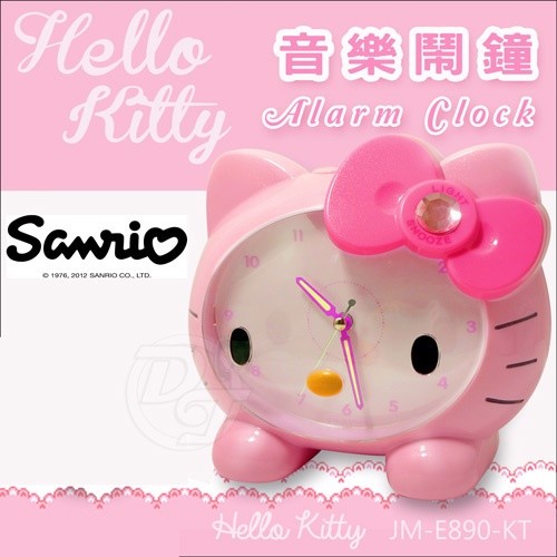 商品規格 ◎品名：Hello Kitty立體可愛蝴蝶結超靜音貪睡鬧鐘JM-E890-KT ◎型號：JM-E890-KT ◎材質：石英機芯、塑料 ◎外包尺寸：15x10x14（長x寬x高、單位：cm） 