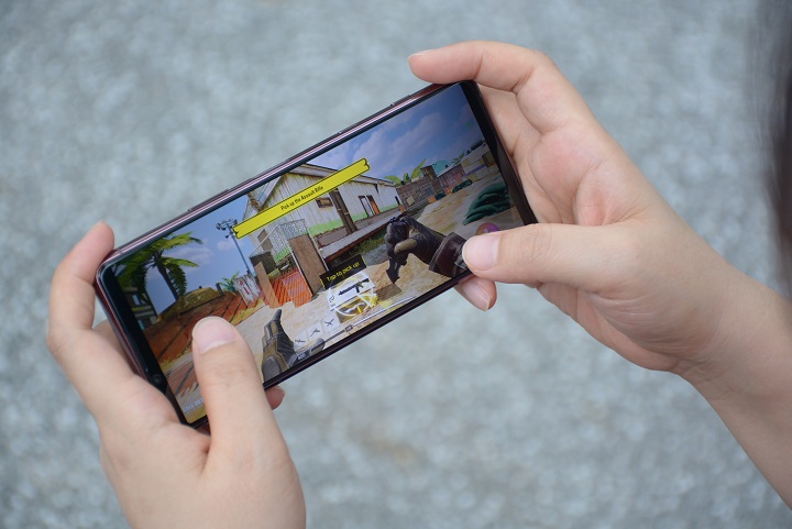 Sony Xperia 5 II 開箱，一手掌握輕旗艦、長續航力表現