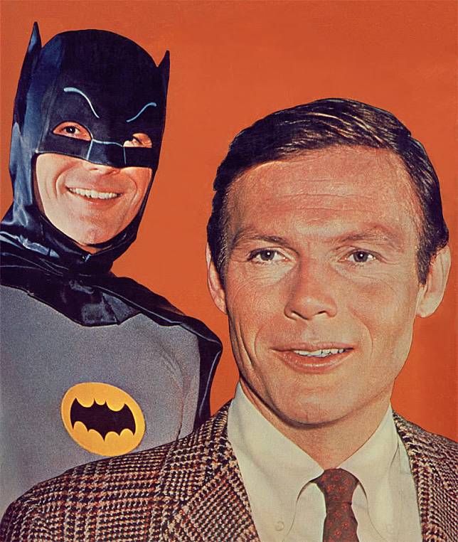 Pemeran Batman, Adam West Meninggal Dunia di Usia 88 Tahun