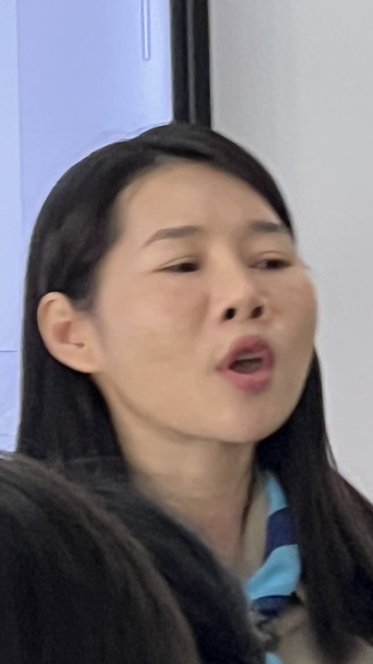 กรุ๊ยอะกราเดนเนอร์