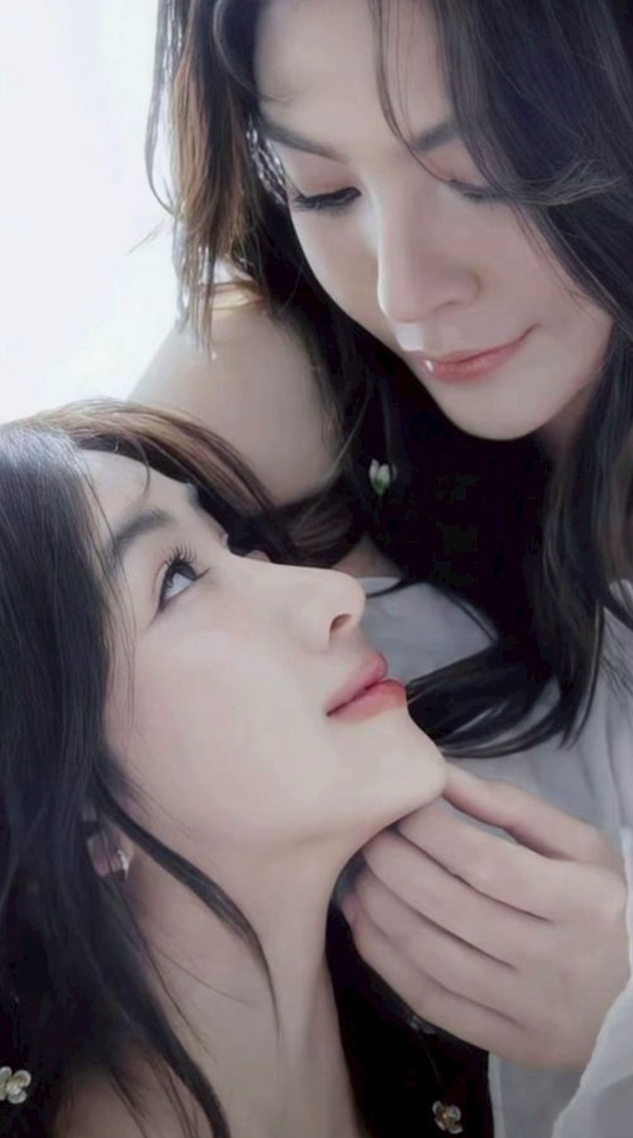 สาวเลสเบี้ยน Lesbian