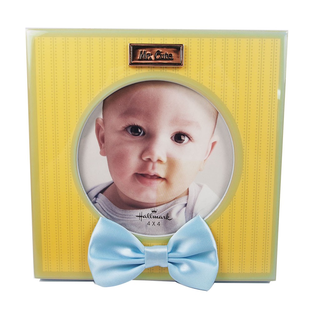 設計國：美國主要材質：木材、玻璃尺寸：15.5 x 15 cm說明：此款可以更換照片，照片尺寸 4 x 6，可自行裁剪※商品尺寸皆為平放測量以公分為單位，手工測量難免會有些誤差※商品圖檔顏色因電腦螢幕