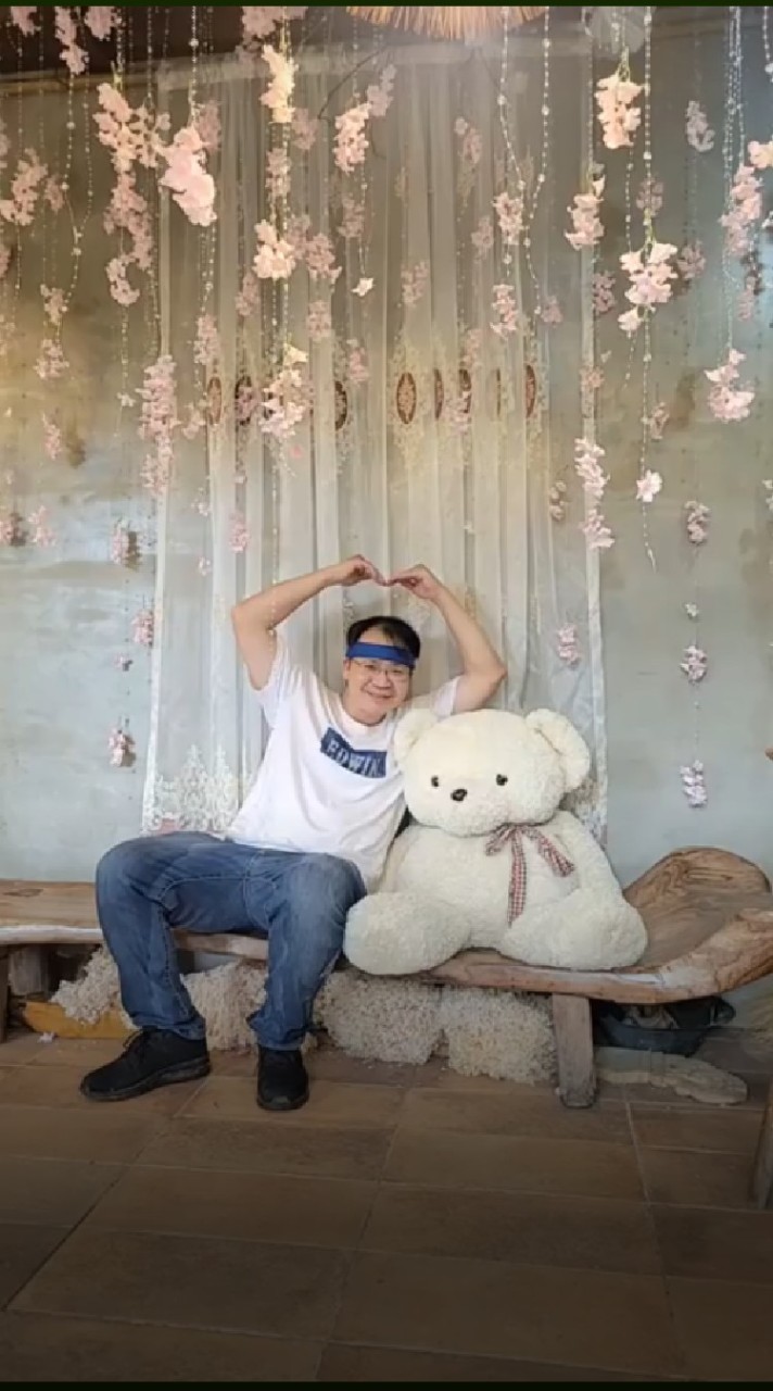 紅牌探險粉絲團