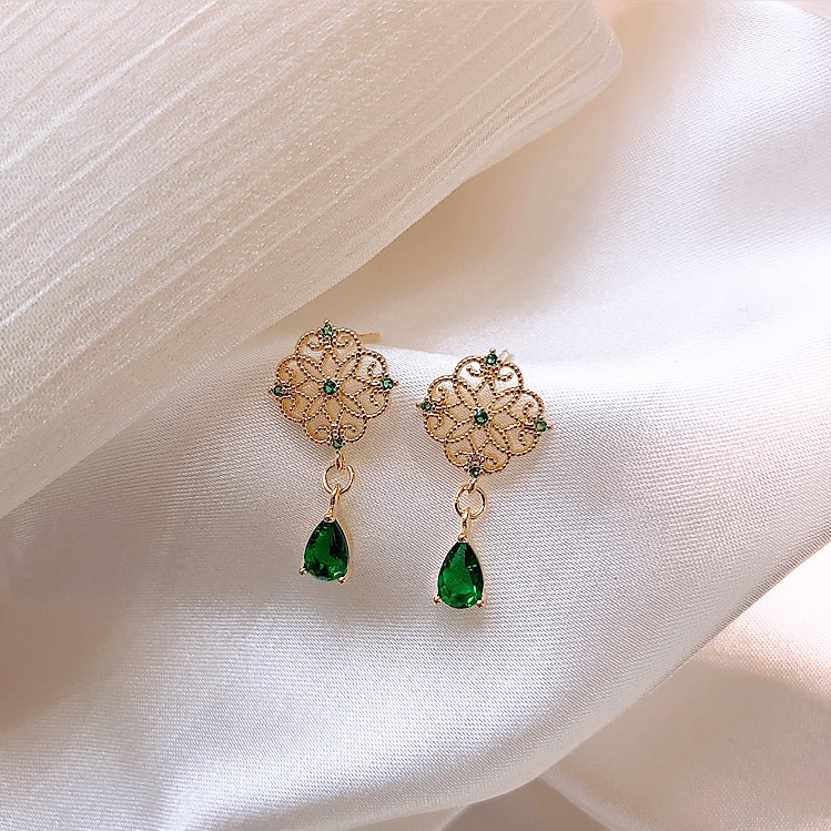 現貨供應中#星月家#全館批發價小仙女須知！925銀材質較軟，稍收到如果耳針是歪的并不屬於質量問題，還請尊敬的客人海涵，只要您動動手稍微掰掰就能恢復原樣了哦，如果有介意者請慎重考慮唷~!材質：合金+S9