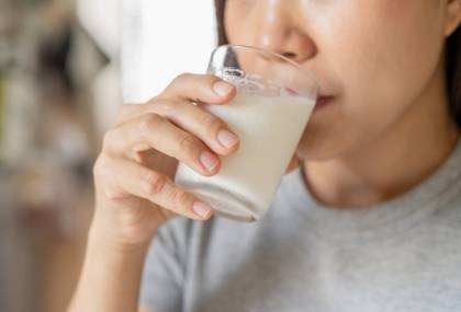 4 Types of Milk to Drink for Better Health: Nutrition and Benefits Explained