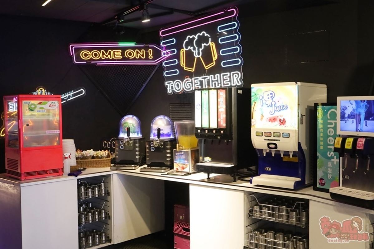 138元起開吃！台南８家超值吃到飽：烤蚵鮭魚無限吃、燒肉放題、老牌素食百匯