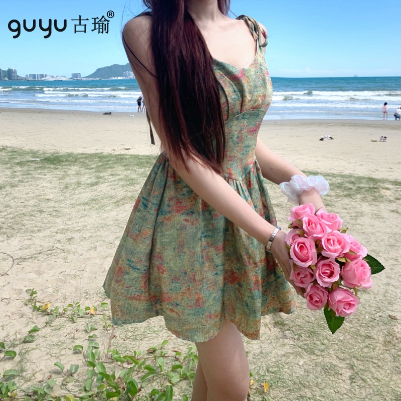 甜美森女露背吊帶碎花小洋裝 S-L 田園風 度假洋裝 沙灘裙 收腰A字迷你洋裝 短版連衣裙