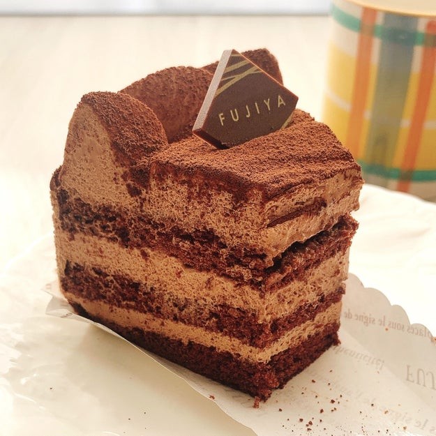 頑張った日に食べたくなる 不二家の 390円ケーキ がチョコ尽くしでとっても贅沢 バズフィード