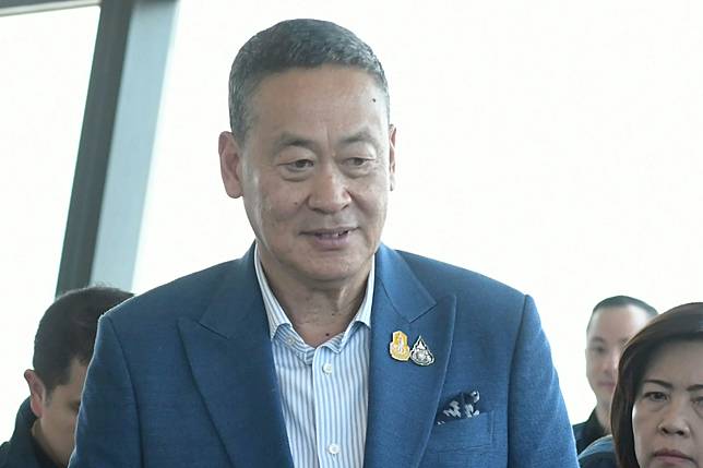 เศรษฐา ทวีสิน