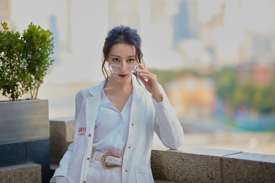 古裝&時裝都好看的神顏女星TOP 5：迪麗熱巴