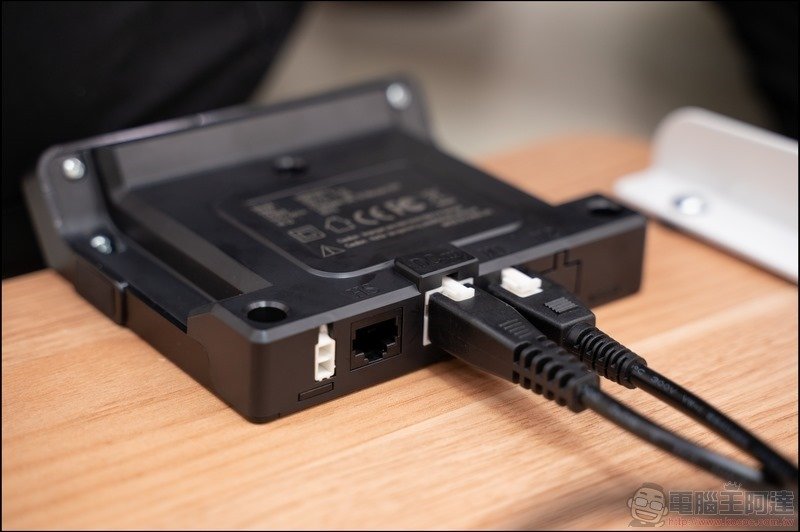 樂歌 Loctek 人體工學電動升降桌 - 12