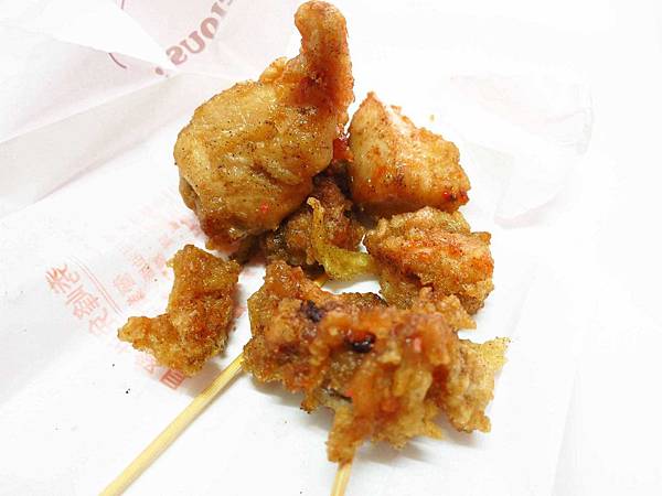 【三重美食】黑呱呱炸雞-只開早上的美味鹹酥雞 【三重美食】黑呱呱炸雞-只開早上的美味鹹酥雞