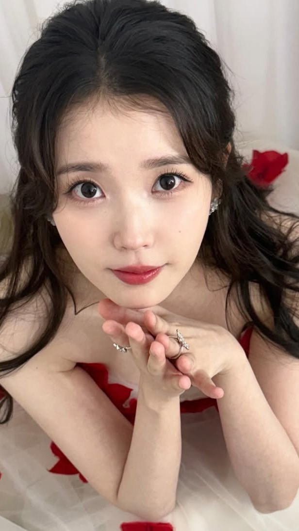 IU 李知恩 周邊代購 [MU]