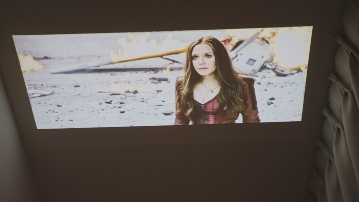 口袋裡的電影院！Sony MP-CD1 微型投影機第一手試用報告