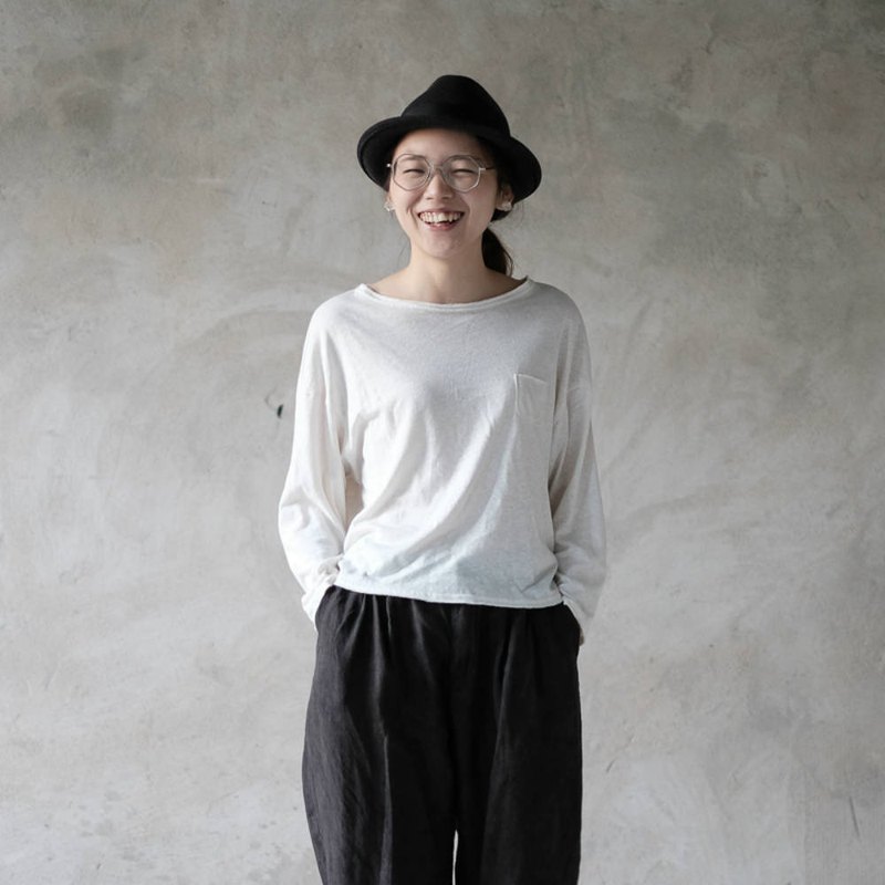 天然100%hemp漢麻 天然的漢麻吸濕、透氣、舒爽，並且越穿越柔軟。 自由而溫暖