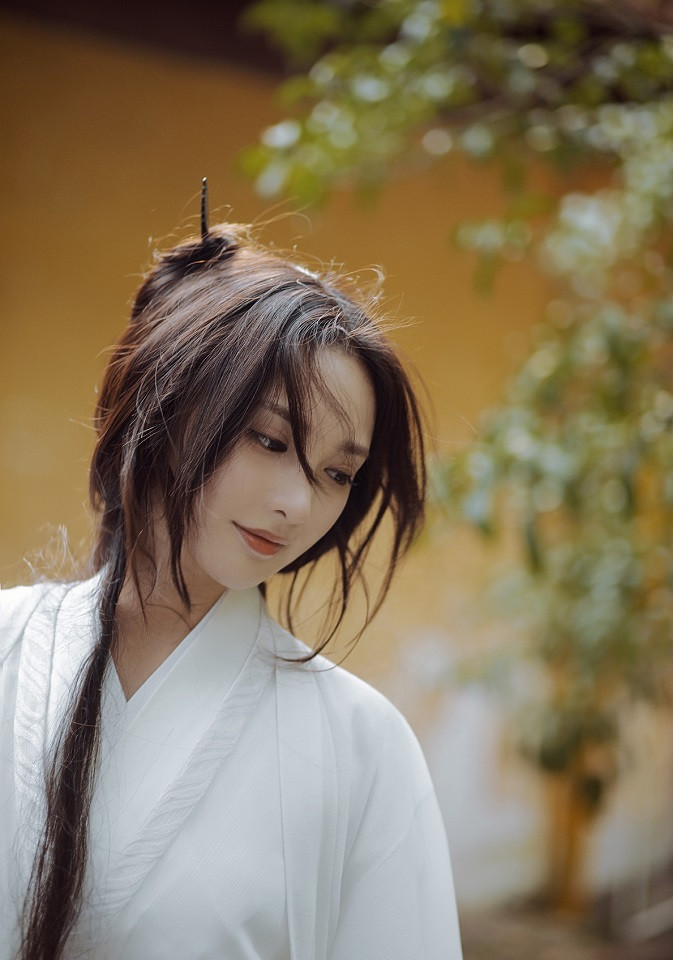 古裝&時裝都好看的神顏女星TOP 7：彭小苒