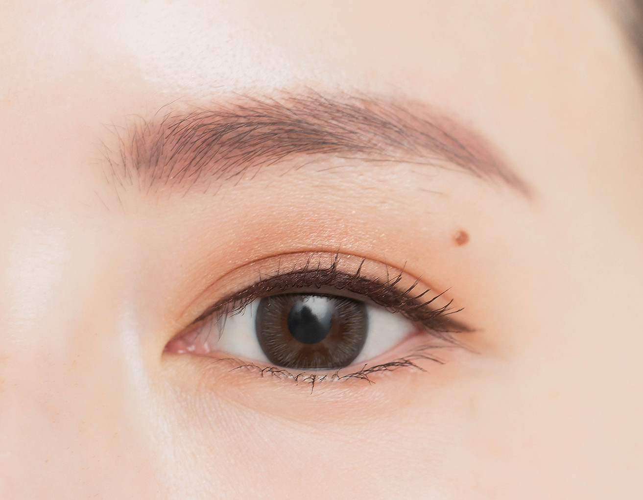 一重を活かすアイメイクを伝授 目頭強めでこなれた表情が完成 Maquiaメイク