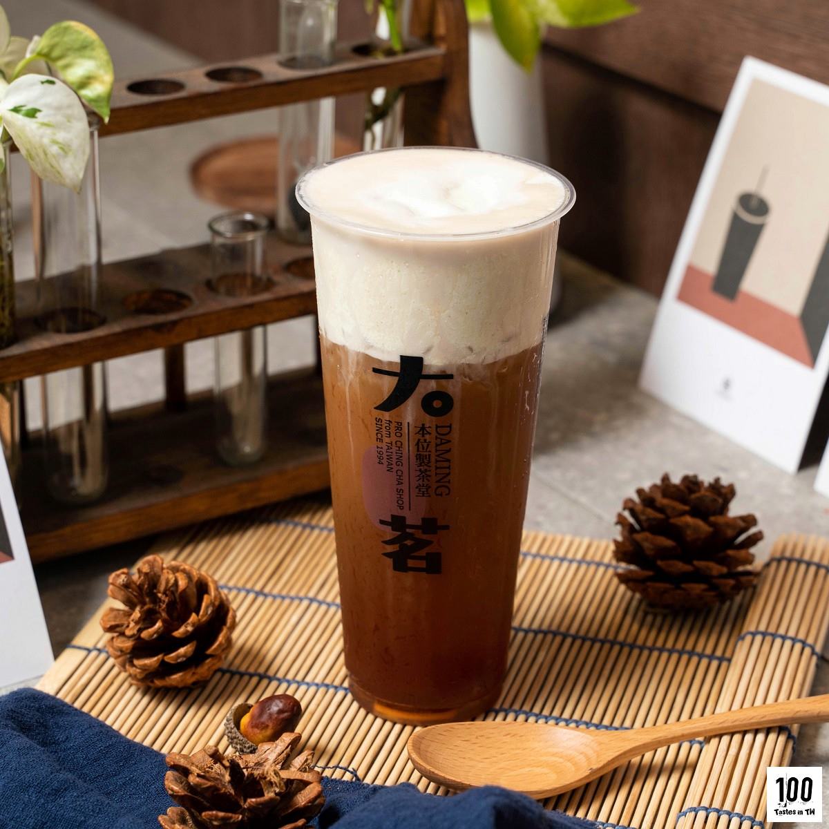 台中人喝過都說讚！10家「最強手搖飲」：1000cc整桶水果茶、開門就排爆