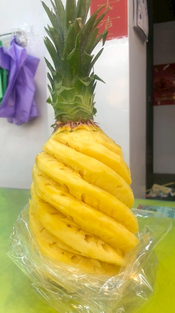 好厝邊鮮果社（鴻鴻好ㄎㄤ團）