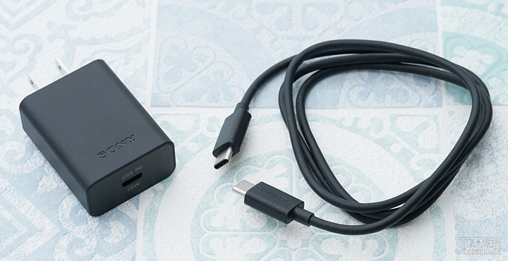 Sony Mobile 快充 PD2.0 實測，1% 到 70% 只要 50 分鐘