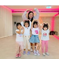 AMAZE 週二18:00-19:00兒童MV