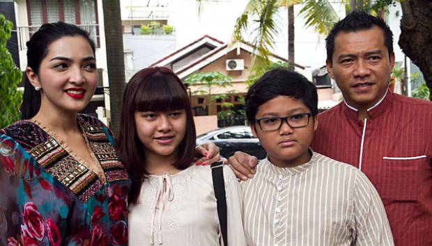 Ashanty, Aurel Hermansyah, Azriel Hermanysah, dan Anang Hermansyah. TEMPO/Dian Triyuli Handoko