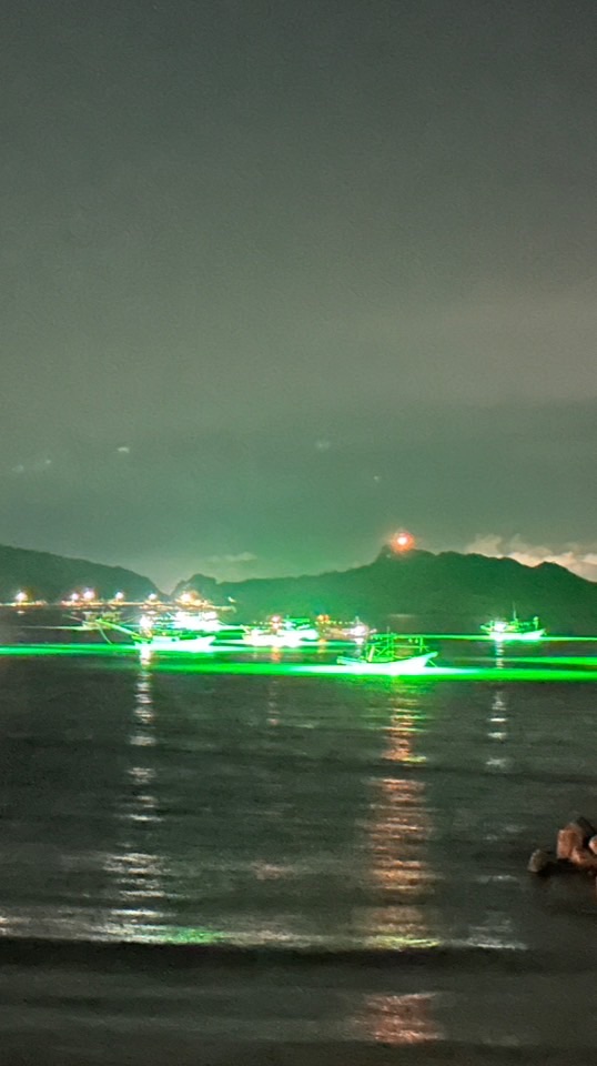 萬里翡翠灣車泊天地