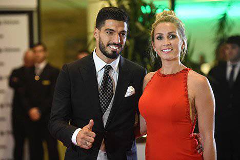 Karpet Merah dan Mewahnya Pernikahan Messi - Antonella