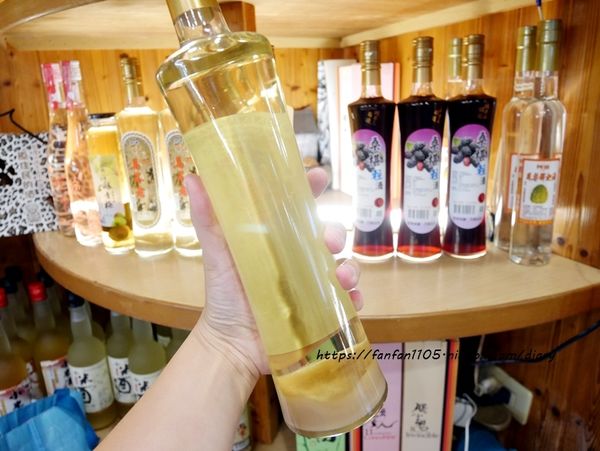 【烏來一日遊】#烏來老街 #必買伴手禮 #景麗特產行 #小米麻糬 #溫泉 #烏來台車 #瀑布 #烏來美食 #烏來景點 (27).JPG