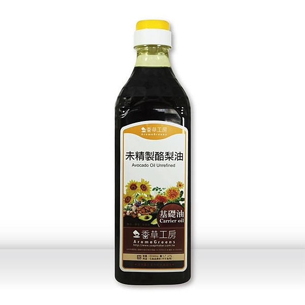 嚴選國外進口天然脂蠟類，為肌膚打造最具潤澤度的滋養。