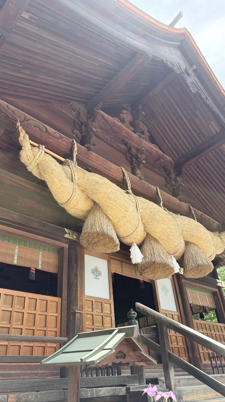 霊視鑑定　(恋愛　複雑恋愛　仕事　人間関係　金運　)