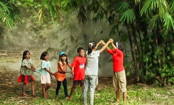  Nostalgia Mainan Tradisional Indonesia Yang Sudah Jarang di Mainkan
